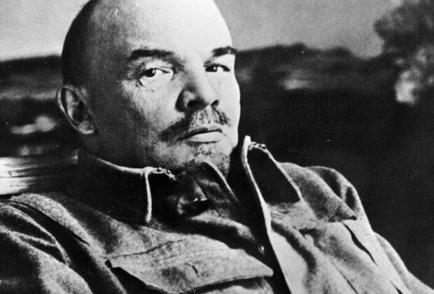 Vladimir Lenin&#039;s life in 13 PHOTOS