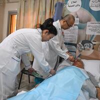 Fine needles, warm hearts -- skilled acupuncture by Chinese doctors wins recognition in Kuwait