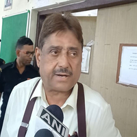 "He is stable": Hospital Superintendent gives health update of retired health official who was shot at in Bihar