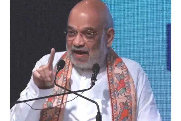 Union Minister Amit Shah speaks to Delhi CM over Satya Niketan collapse, assures medical aid for injured