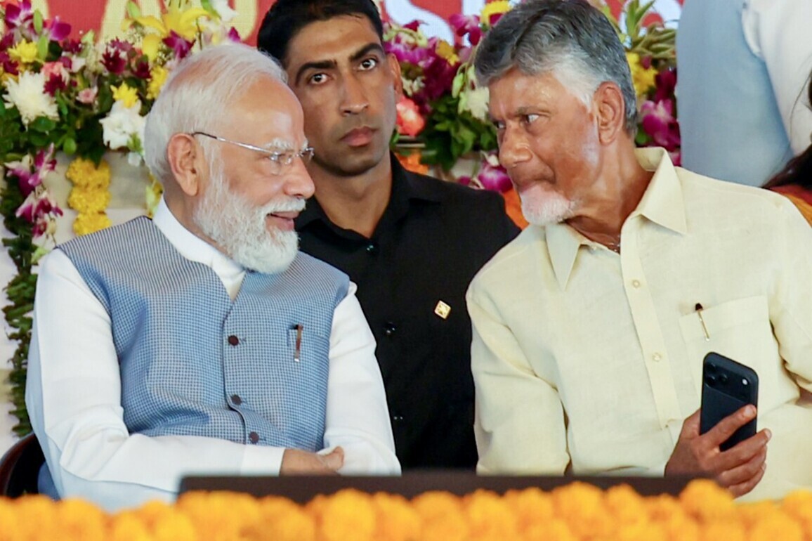 PM Modi wishes "long and healthy life" to Andhra CM Chandrababu Naidu on his birthday