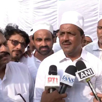 Karnataka Speaker offers Eid prayers, prays for 'peace and unity'