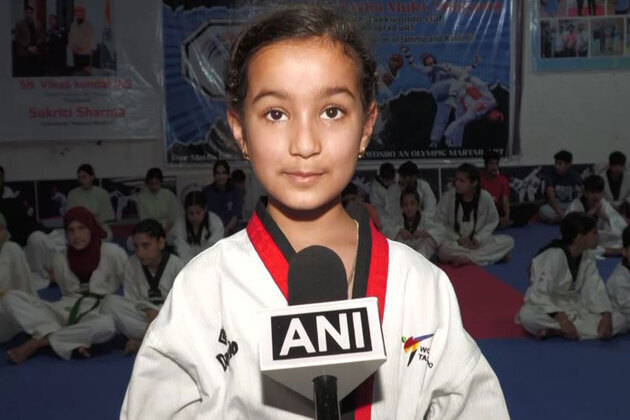 8-year-old Gurnoor Kaur becomes youngest Taekwondo black belt in J-K
