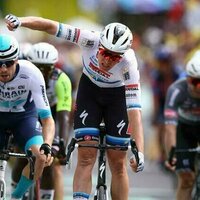 Tadej Pogacar conquers Stage 7 of Tour de France