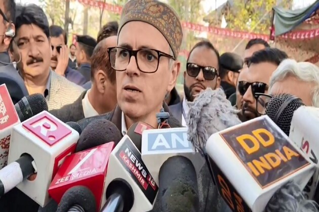 Budgam bypoll: J-K CM Omar Abdullah asks public to install meters to avail promised 200-unit free electricity