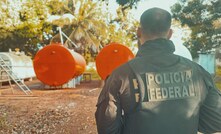 Operação da PF mira combustível para aviação usado em aeronaves por garimpeiros