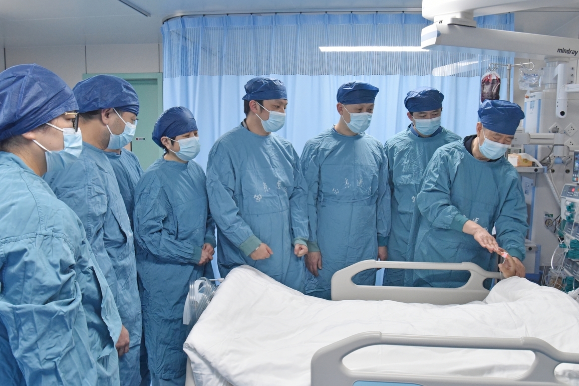 CHINA-SHAANXI-XI'AN-EXTRACORPOREAL CROSS-CIRCULATION TECHNIQUE-BREAKTHROUGH (CN)