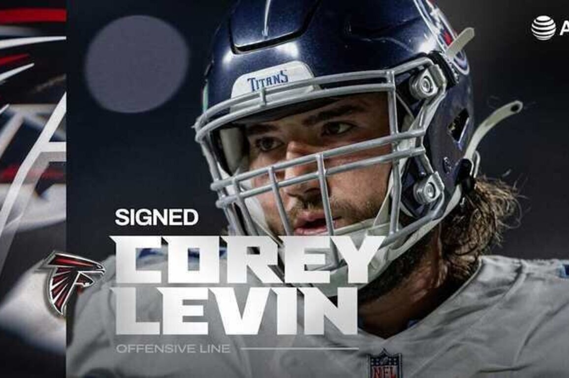 Atlanta Falcons sign OL Corey Levin
