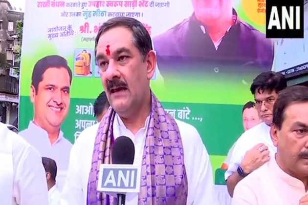 Congress leaders celebrate Raksha Bandhan with sex workers in Mumbai