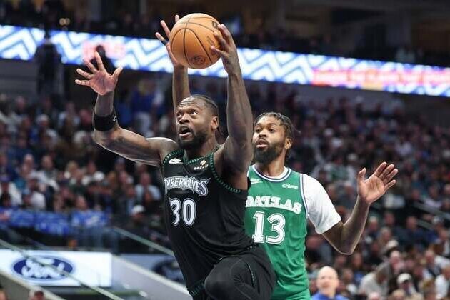 Julius Randle fires in 31 as Timberwolves take down Mavs