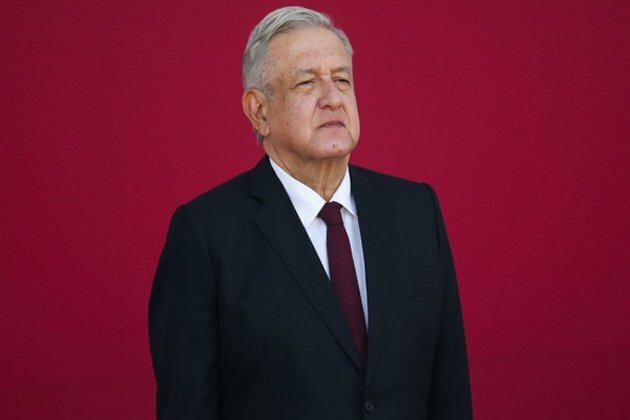 Mexican President pledges to make public health care free before 2024