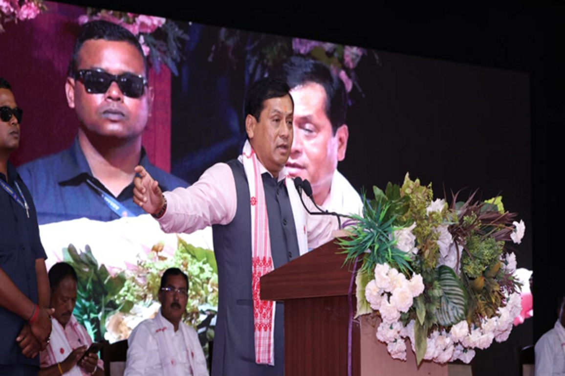 Sarbananda Sonowal credits PM SVANidhi for empowering small traders, slams Congress
