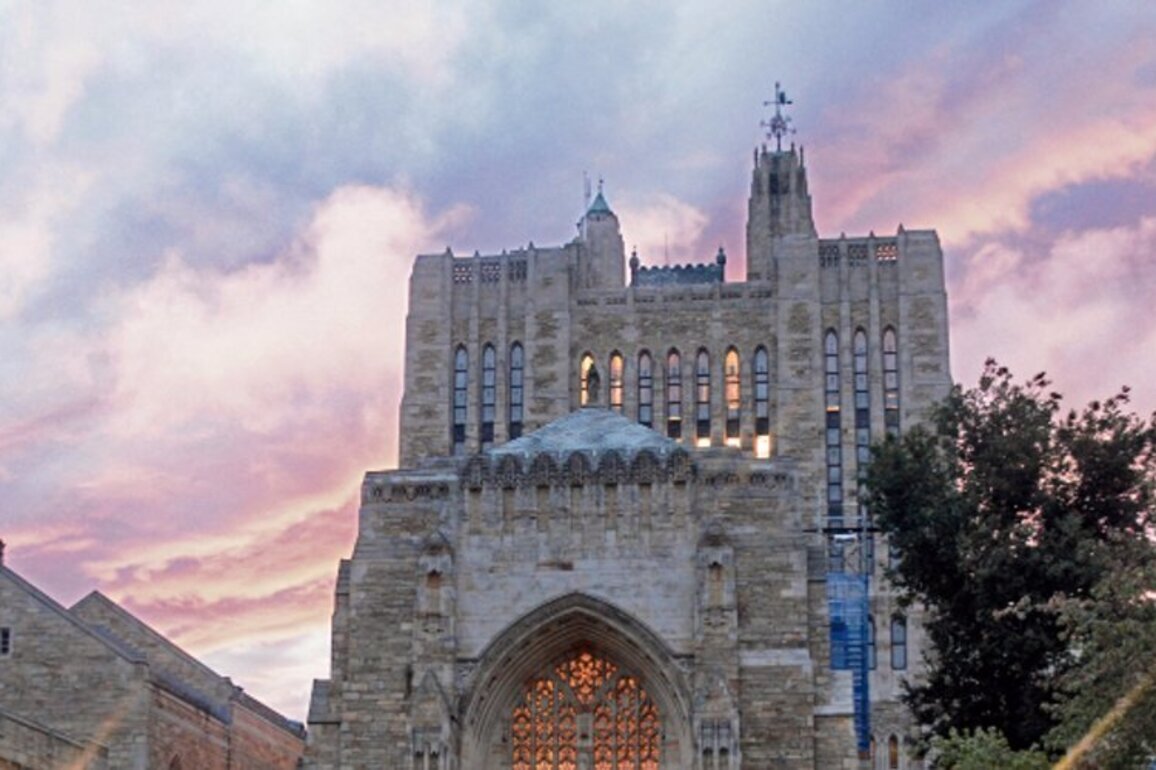 Yale drops to No. 2 in US News law rankings after decades
