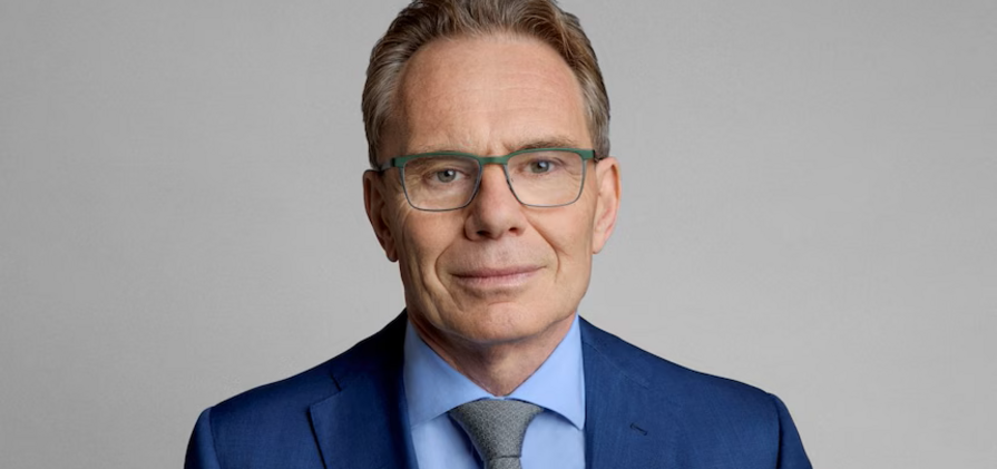 Shell chair urges Australia to grab LNG opportunity with both hands