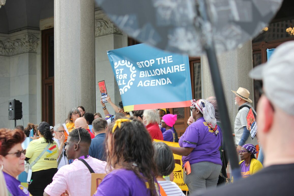 May Day rallies gather crowds in CT, across U.S.