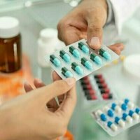 Konsumsi banyak obat sekaligus demi sembuhkan penyakit: Apa akibatnya?