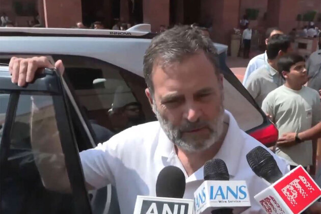 "Our foreign policy... a universal joke": Rahul Gandhi on reports of Pakistan facilitating talks between Iran, US