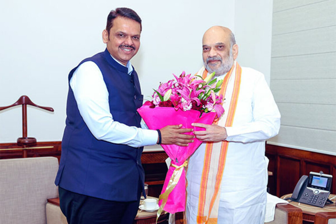 Maharashtra CM Fadnavis meets Union Ministers in Delhi, seeks support for key infrastructure projects