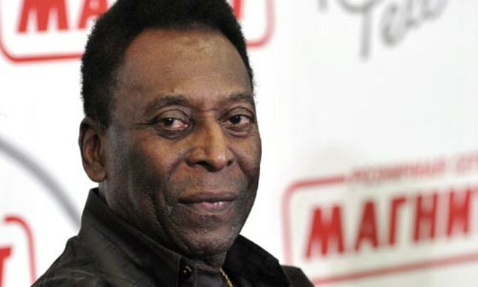 Pele released from hospital after surgery Pele released from hospital after surgery