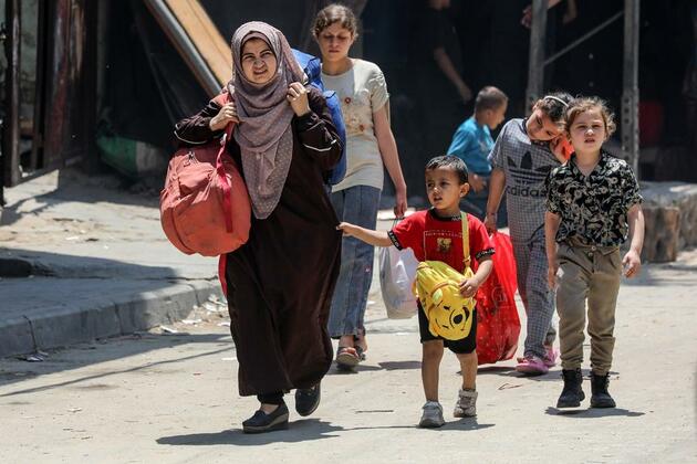 UN says some Gazans loot UN trucks amid civilian casualties at militarized aid hubs