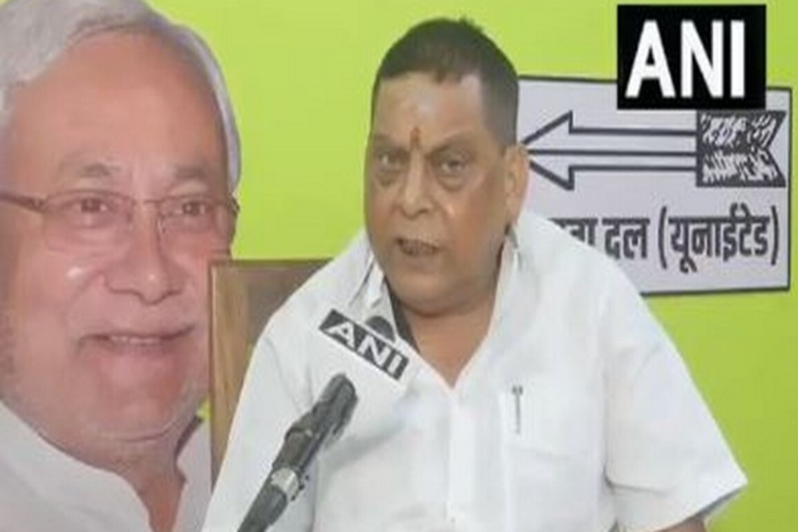 "No one has right to make objectionable remarks against PM": JDU's Neeraj Kumar over "abuses" hurled against PM Modi