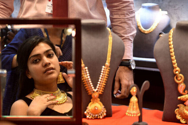 India doubles tariffs on gold and silver