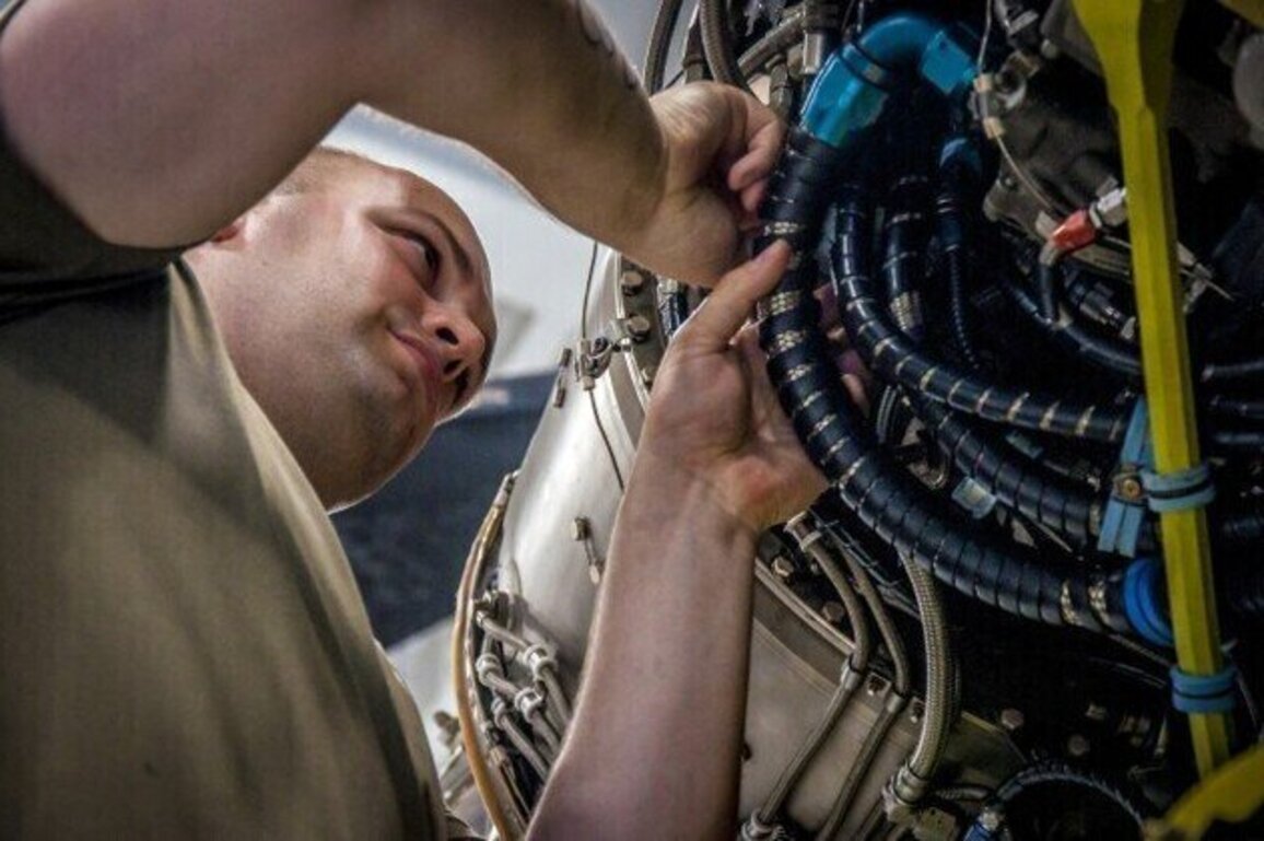 Connecticut Guard Home to Specialized Aircraft Maintenance Facility