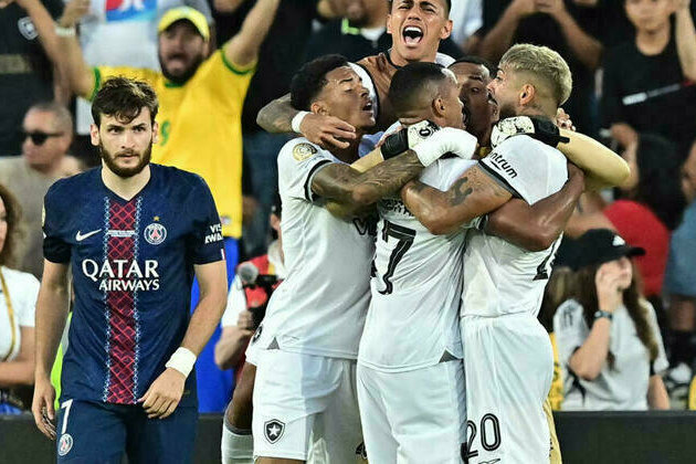 PSG fall to Botafogo in shock Club World Cup defeat