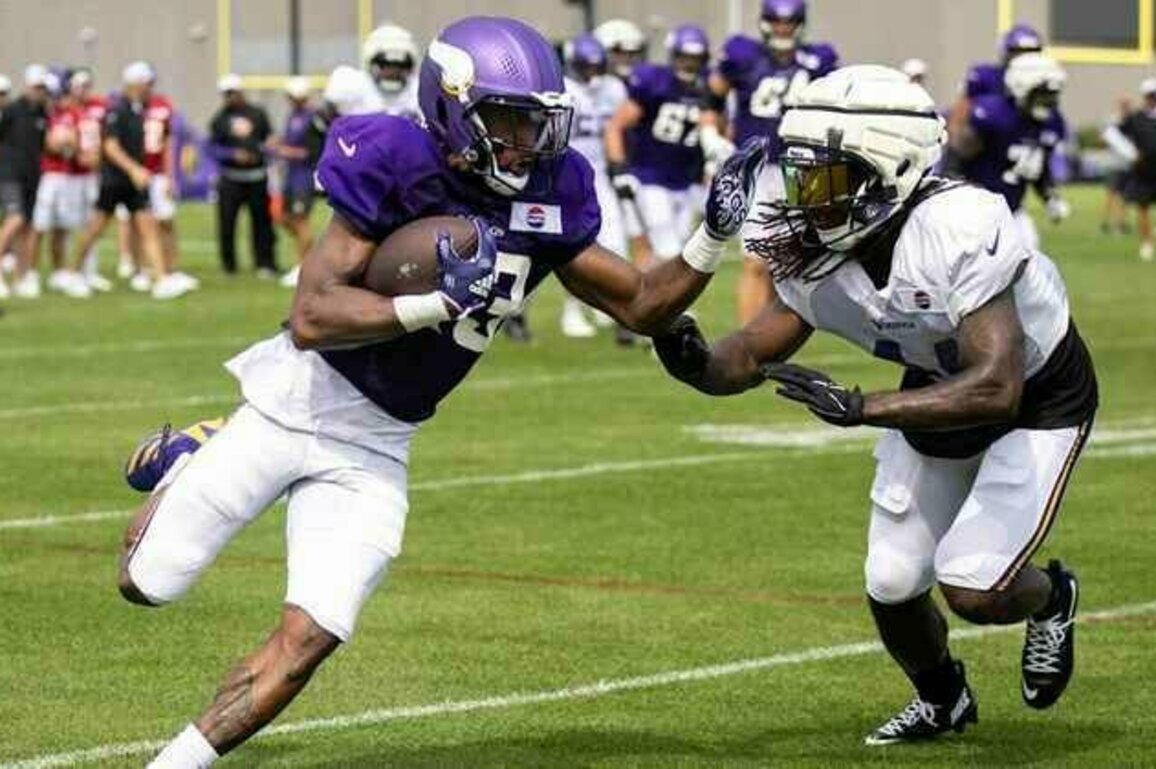Vikings Envisioning Tandem with Aaron Jones, Sr., and Jordan Mason