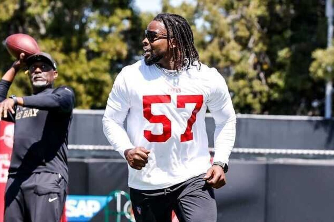 After One Year Away, Dre Greenlaw Embraces a Return 'Home' to 49ers