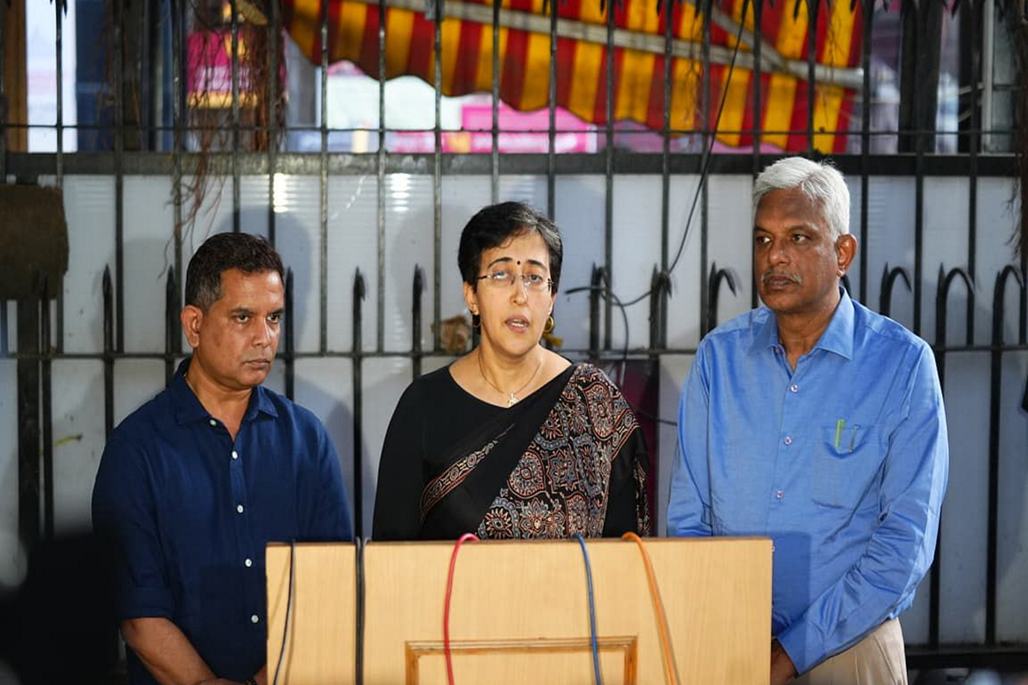 AAP delegation led by Atishi meets ECI, questions simultaneous SIR and Zila Parishad polls in Goa