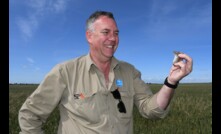  CSIRO researcher Steve Henry says reducing harvest losses not only boosts your bottom line but also increases future baiting effectiveness. Photo: CSIRO.