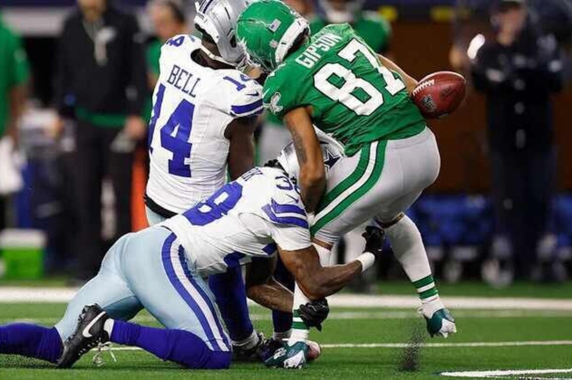 Alijah Clark on his viral hit vs. Eagles: 'It's bigger than football'