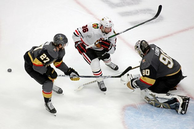 Pacioretty helps Golden Knights eliminate Blackhawks