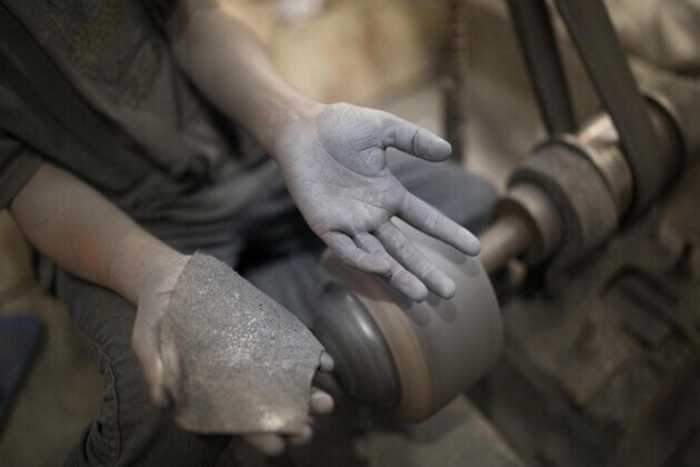 Domestic workers in Pakistan still trapped in exploitation despite labour law promises