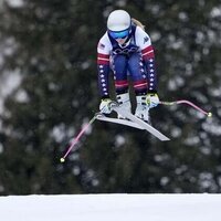 Lindsey Vonn says surgery saved her from amputation