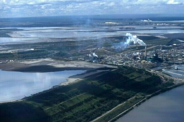 Alberta has long accused Ottawa of trying to destroy its oil industry. That's a dangerous myth