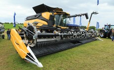 New Holland adds the CR10 to its high-capacity combine range 