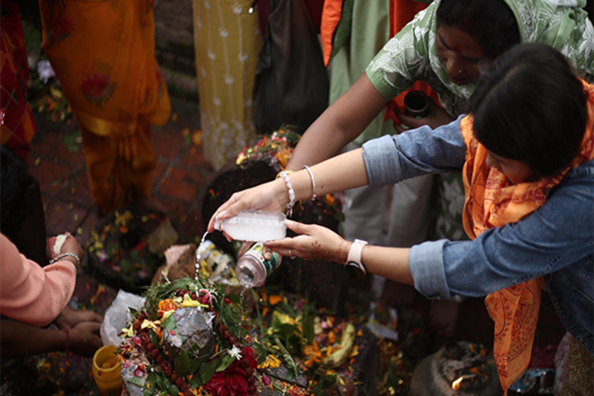 Devotees throng Pashupatinath Temple as Nepal observes second Sawan Somwar