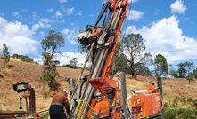  Surface diamond drilling rig at Nuggety Reef, Maldon.