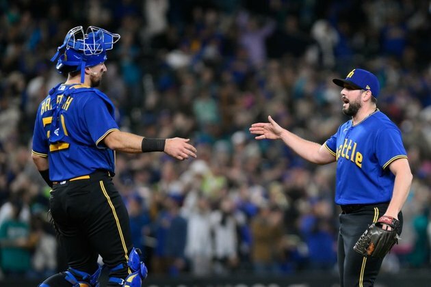MLB roundup: J.P. Crawford belts slam as M's blast Rangers