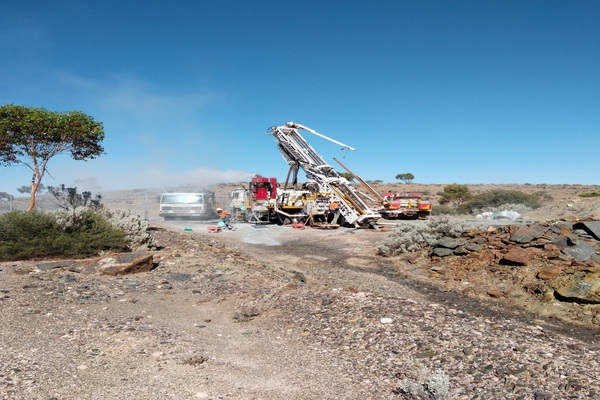 Golden Horse considering speeding up exploration in hopes of large open-cut mine