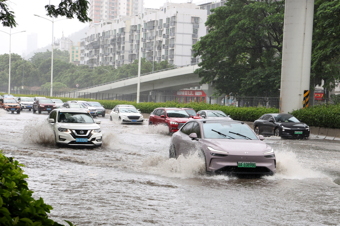 CHINA-GUANGDONG-TYPHOON WIPHA-LANDFALL (CN)