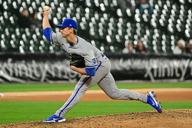 Brady Singer will rejoin Royals to face White Sox in DH