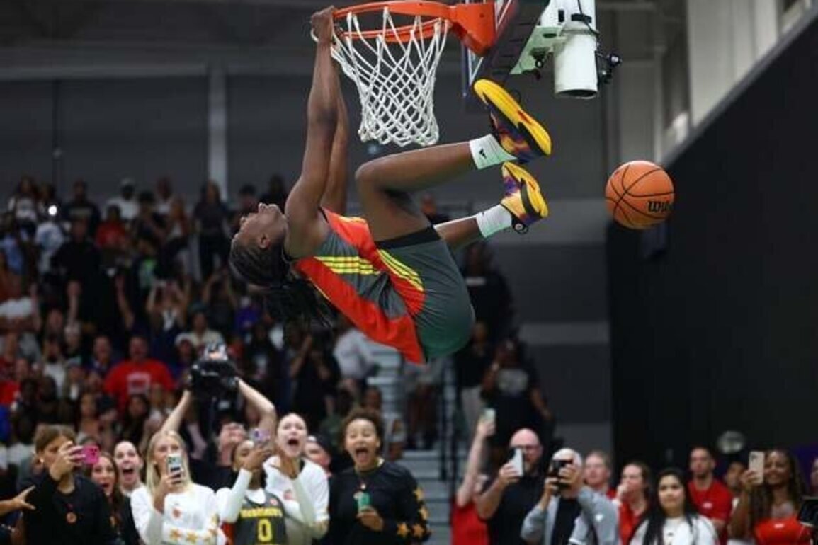 South Carolina lands 5-star recruit Oliviyah Edwards