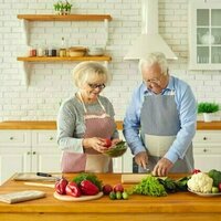 Older adults who follow healthy diets accumulate chronic diseases more slowly - new study