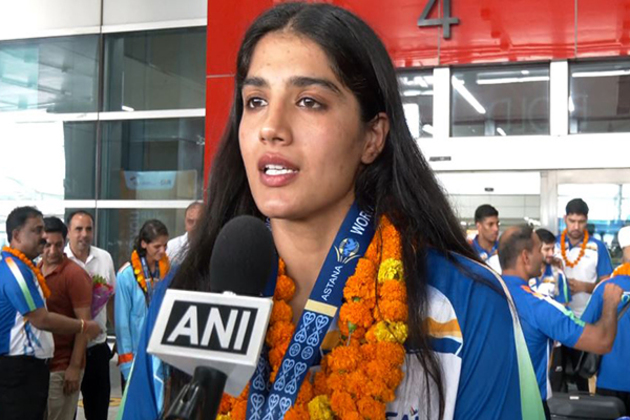 "Like people in India support cricket, they should also....": Nupur after winning gold at World Boxing Cup