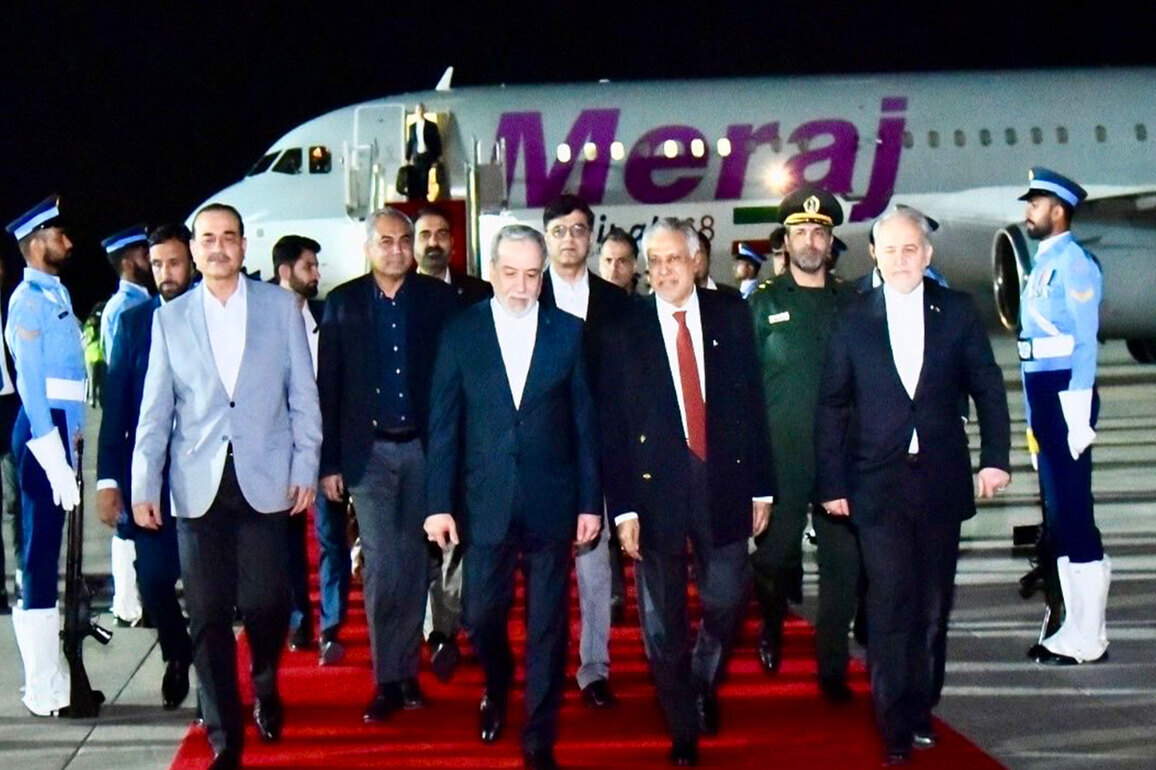Negotiators in Islamabad, divide in Tehran; Analysts flag fractured Iran top brass