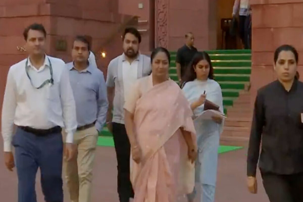 Delhi CM Rekha Gupta meets Amit Shah, discusses development plans