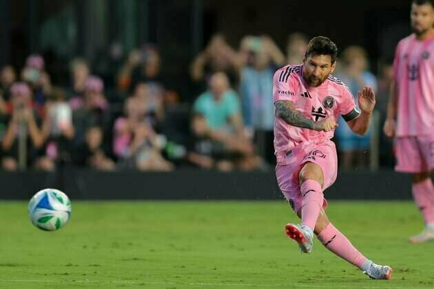 Lionel Messi extends streak, Miami ends Nashville's run
